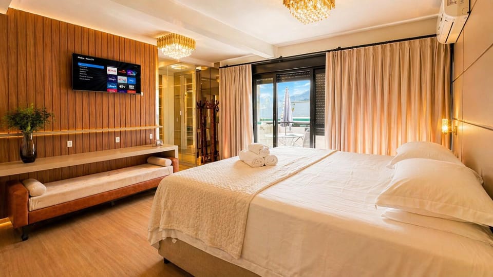 Bedroom, furniture
