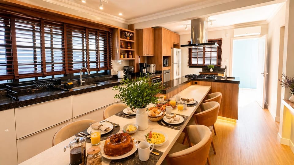 Communal kitchen, kitchen