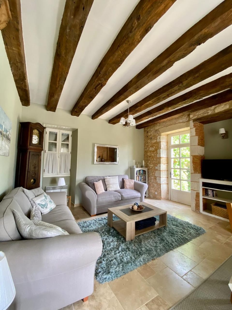 Vezere Vue - Le Bugue town centre - unspoilt river views House in Le Bugue