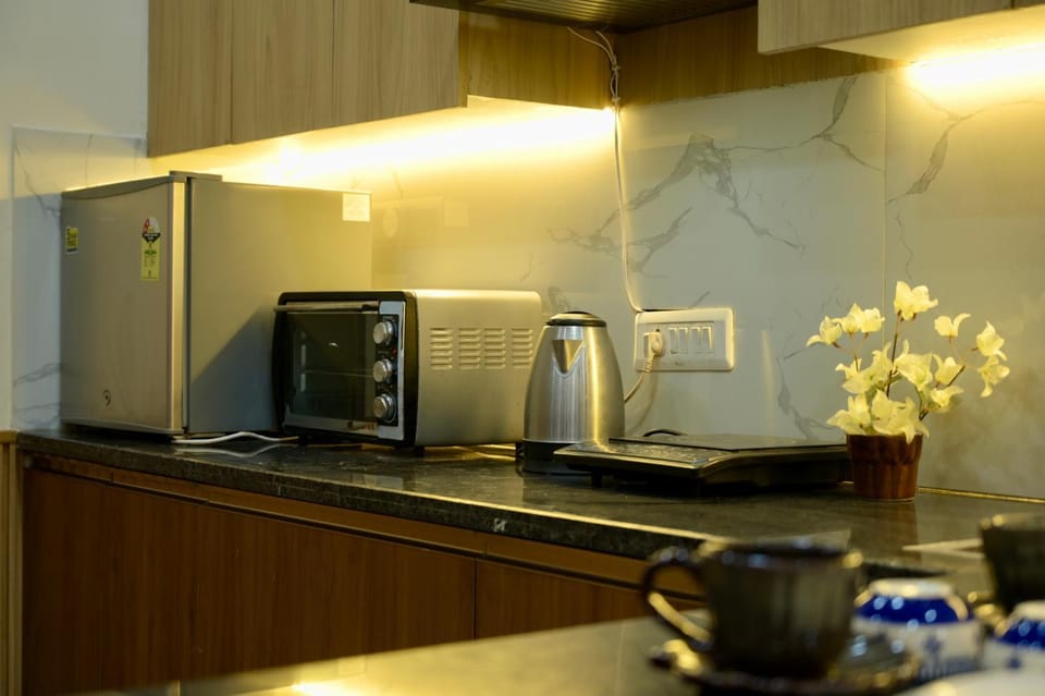 V&V Atelier Bed and Breakfast in Noida