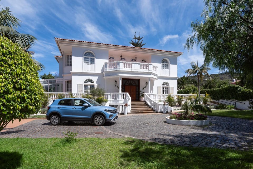 KARAT Villa La Florida House in Canary Islands