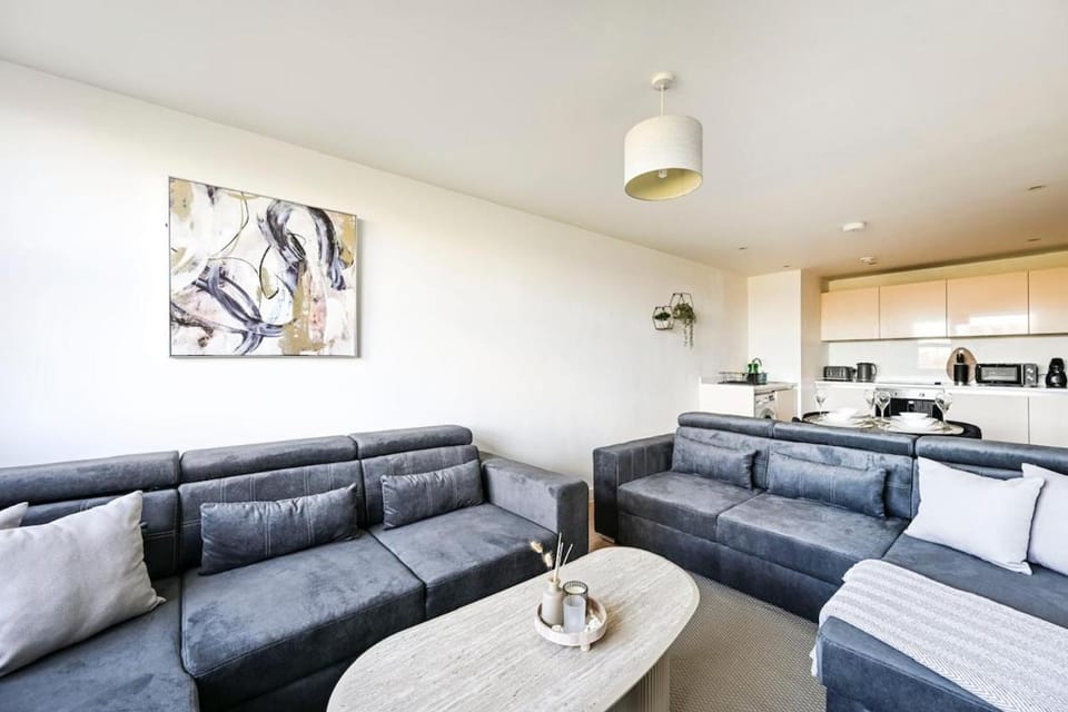Elegant 1BR Flat - Free Parking - London Escape Apartment in London Borough of Southwark