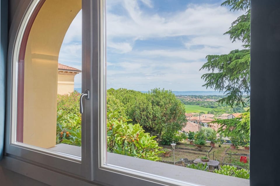 Olaf Apartment Apartment in Lake Garda