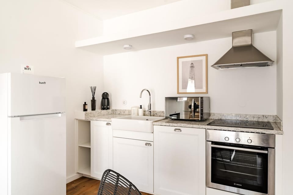 30m to Beach - Mindelo Ocean House House in Porto District