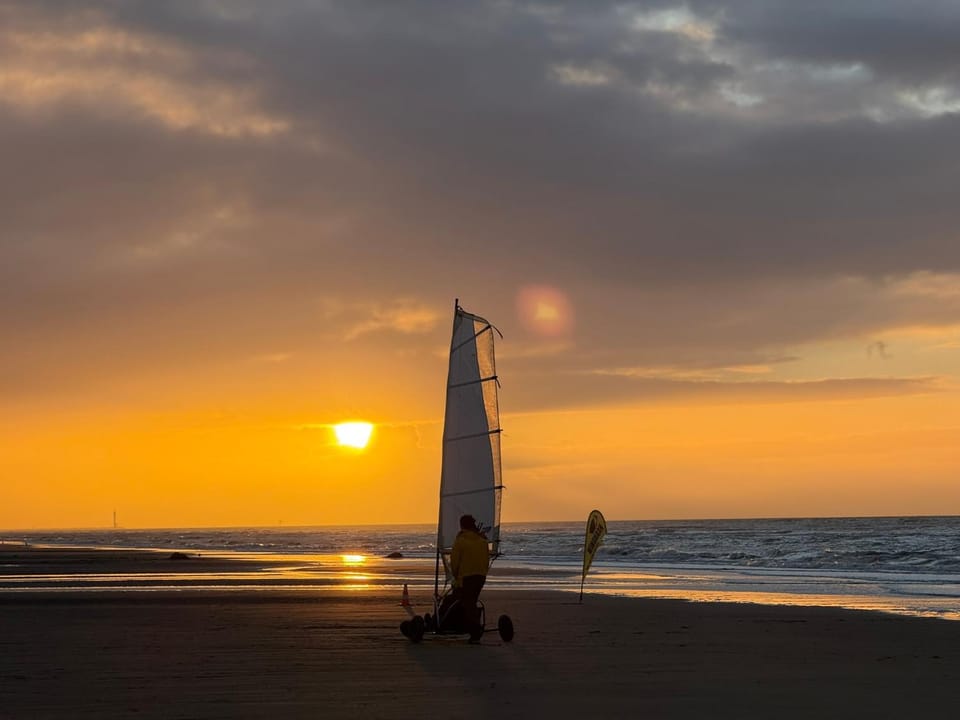 Beach, Windsurfing