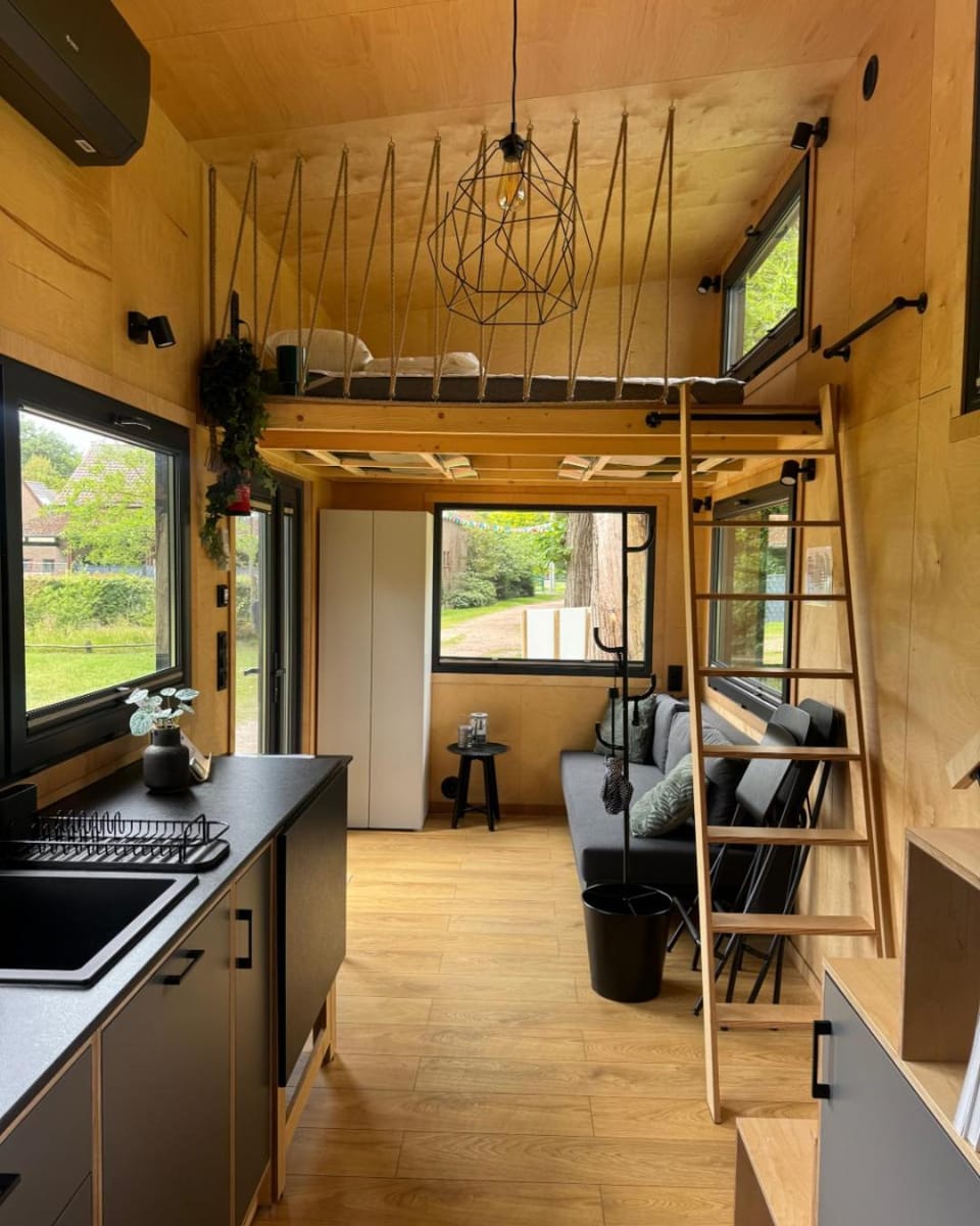 Property building, Living room