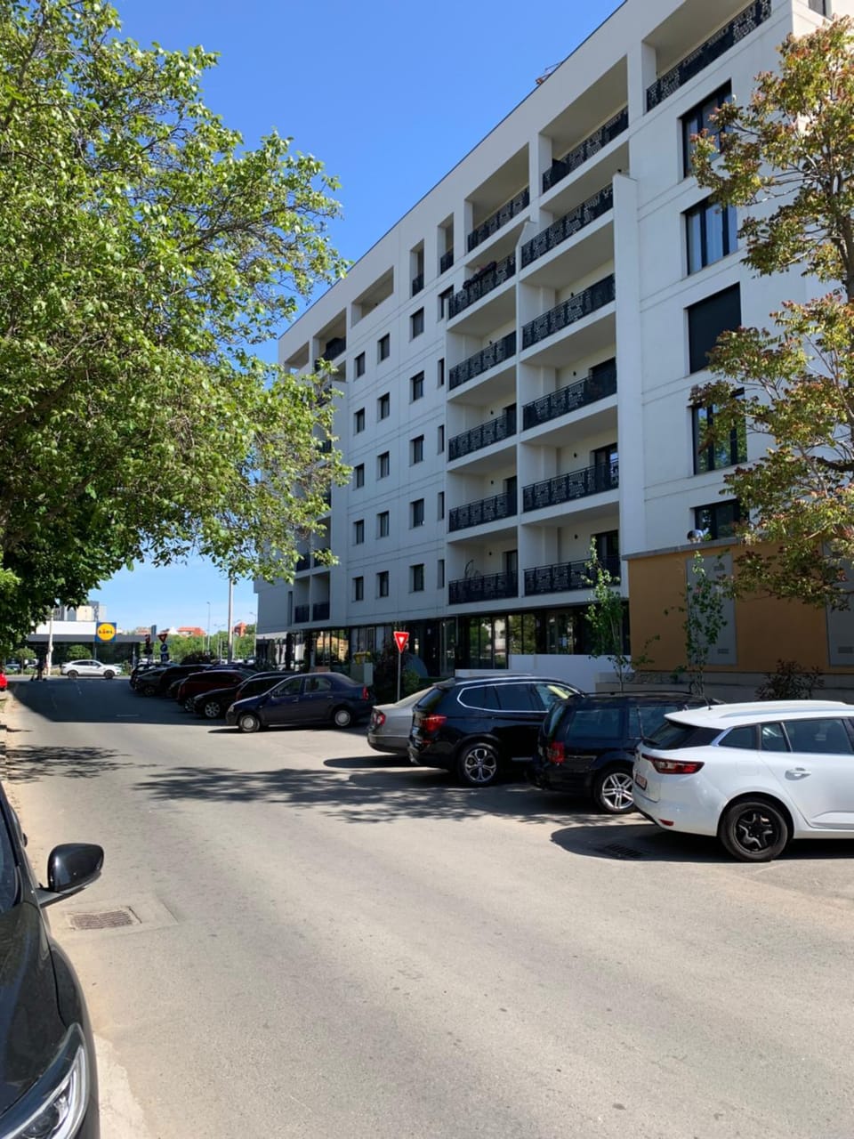 Property building, Street view