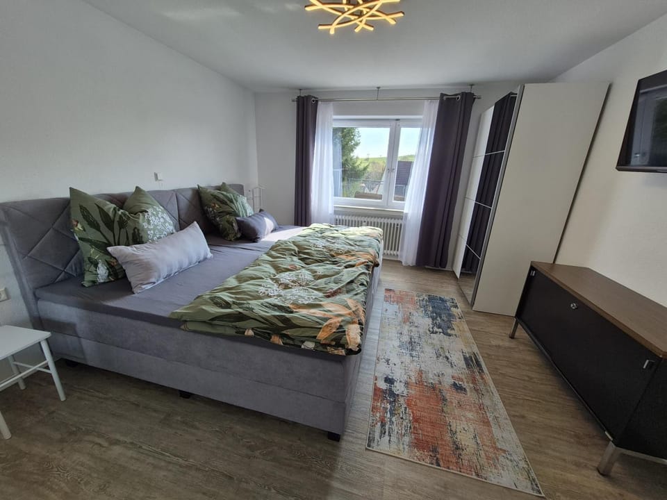 FeWo Ausblick Rottweil, eigener Zugang, Terrasse, Carport Apartment in Baden-Württemberg