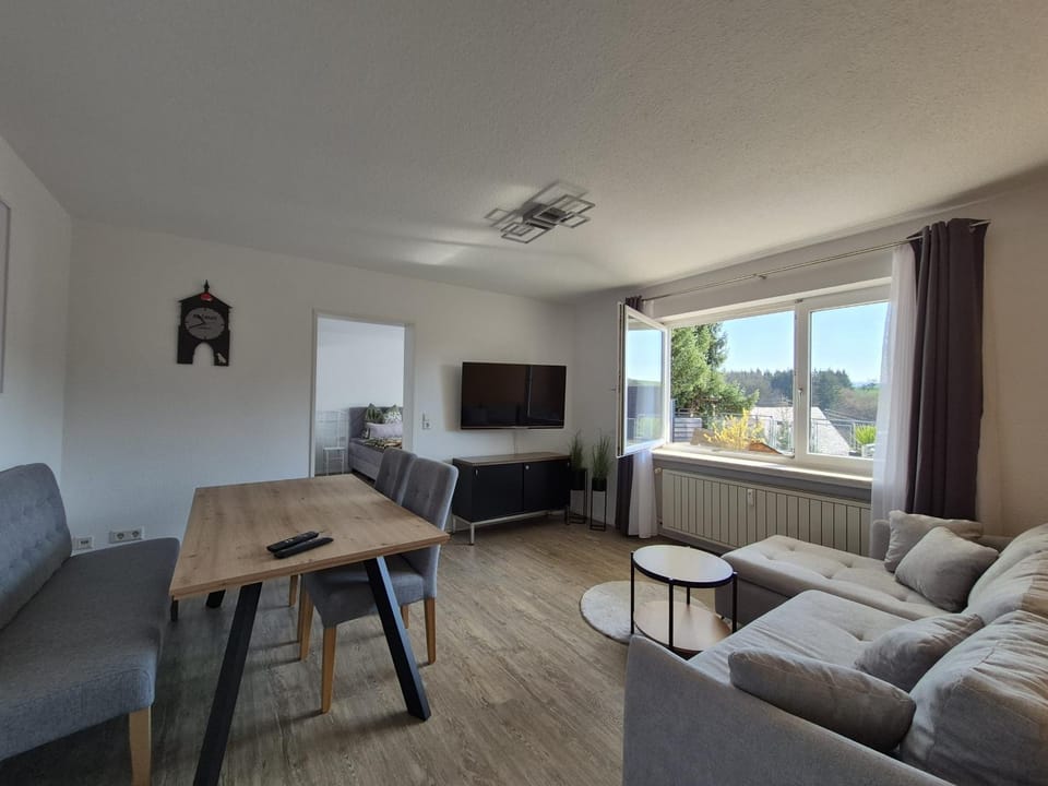 FeWo Ausblick Rottweil, eigener Zugang, Terrasse, Carport Apartment in Baden-Württemberg