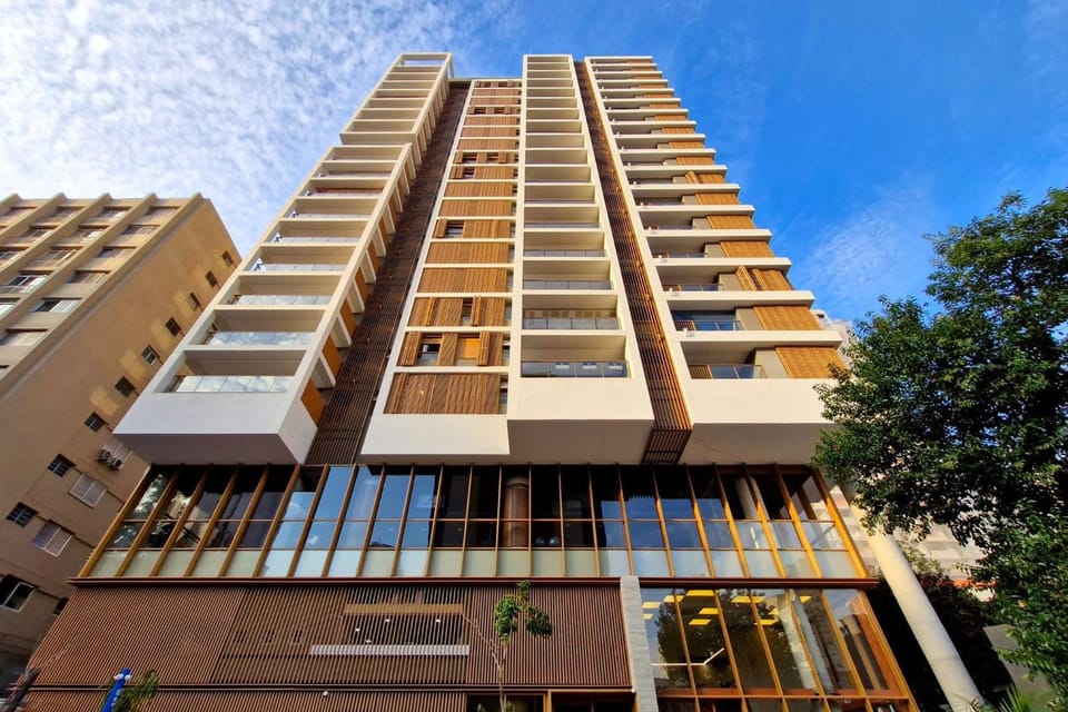 Property building, Facade/entrance