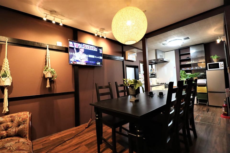 TV and multimedia, Kitchen or kitchenette, Living room, Dining area
