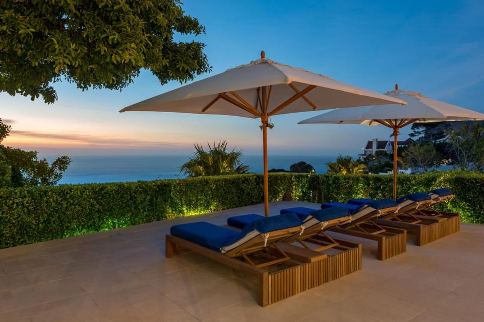 Balcony/Terrace, Seating area, Sea view, sunbed