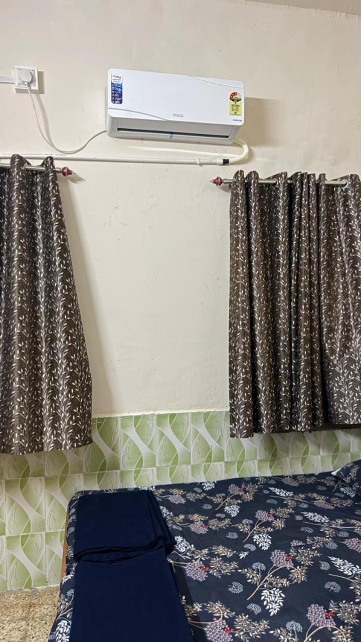 Photo of the whole room, Bedroom, internet, air conditioner
