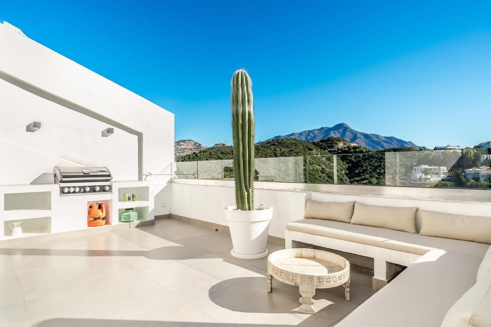 Patio, Natural landscape, BBQ facilities, View (from property/room), Balcony/Terrace, Seating area