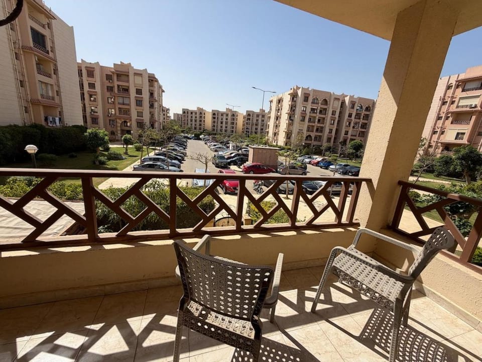 Property building, Neighbourhood, View (from property/room), Balcony/Terrace, Living room, Seating area