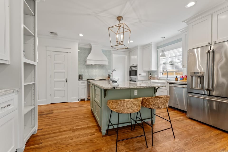 Lux 4BR Home With Putting Green-Game Room-Fire Pit House in Baton Rouge
