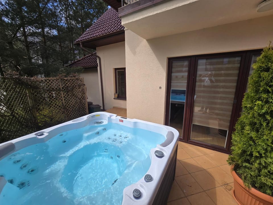 Day, Natural landscape, Hot Tub