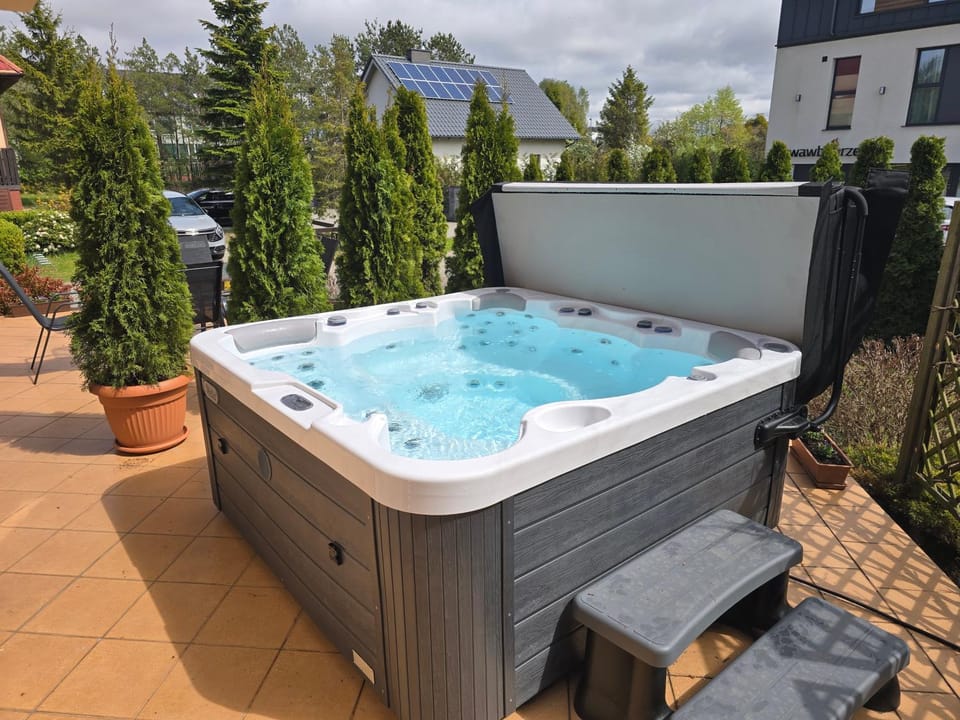 Day, Natural landscape, Hot Tub