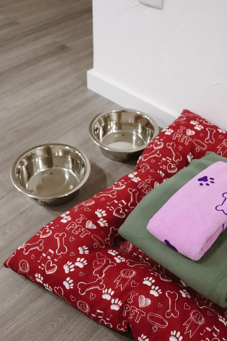 pet friendly, pet friendly