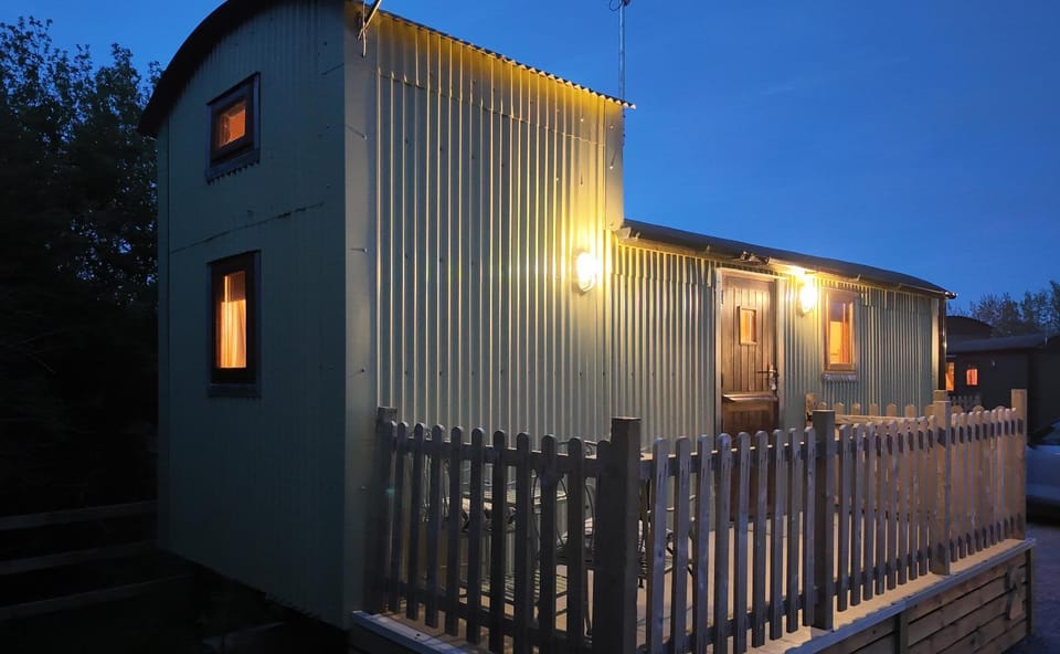Swanage Shepherds Hut 2 House in Swanage