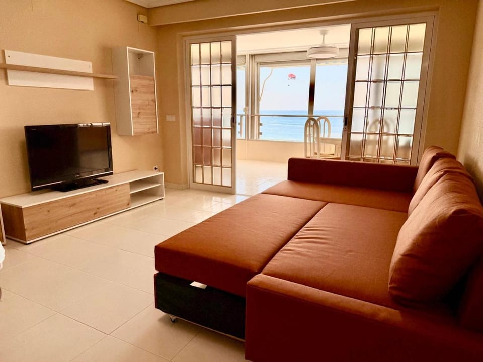 Living room, Sea view