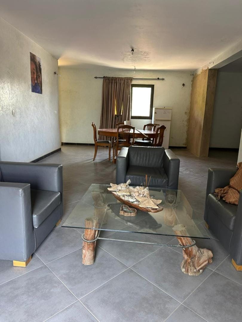 Diop House Apartment in Mbour
