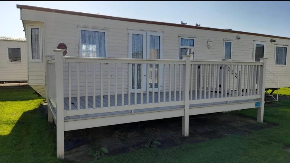 The discovery whitehouse towyn House in Towyn