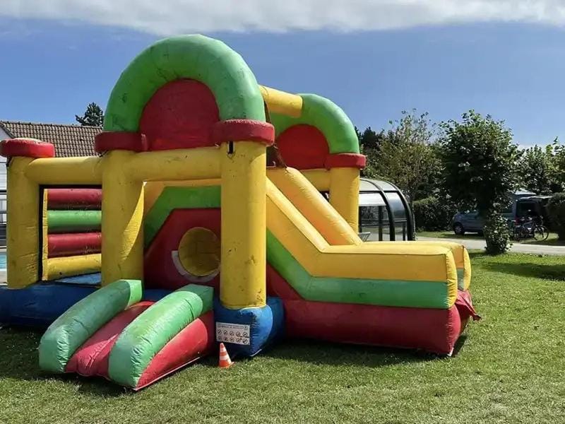 Camping 3 étoiles - Piscine - ccbfhia Campground/ 
RV Resort in Hauts-de-France