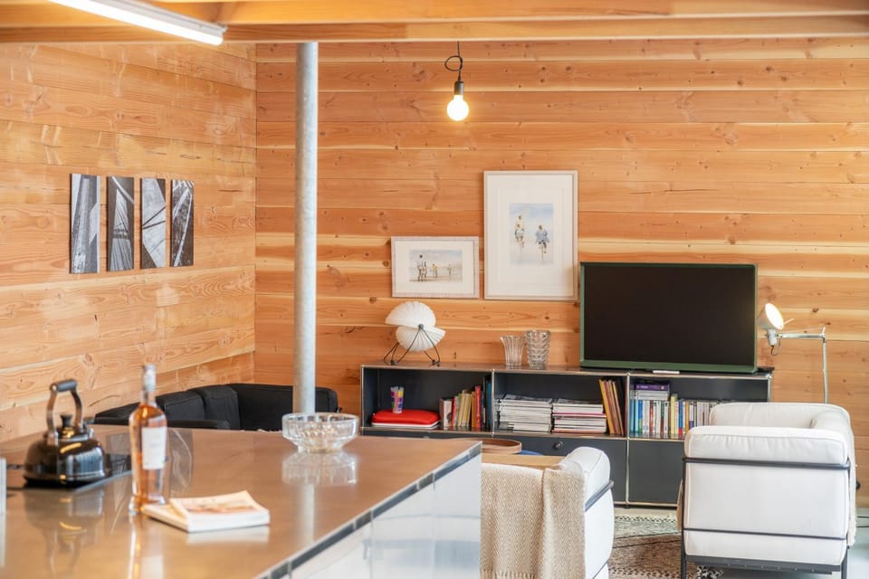 Property building, Living room