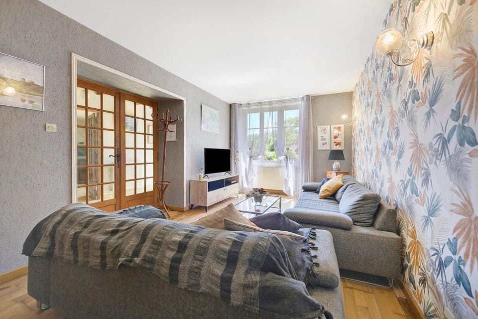 Property building, Living room