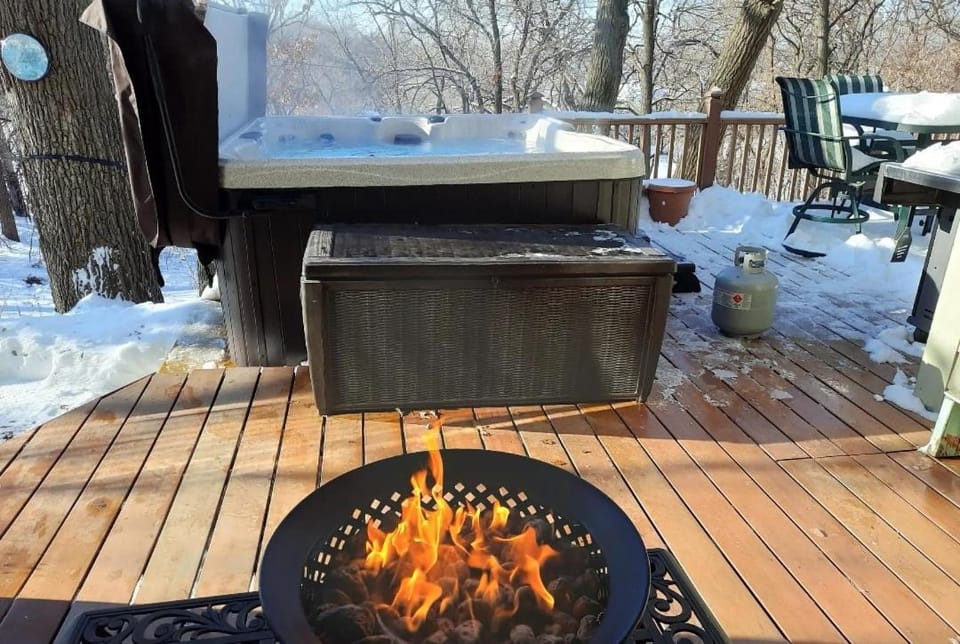 Bubbles in the Woods Villa in Eden Prairie
