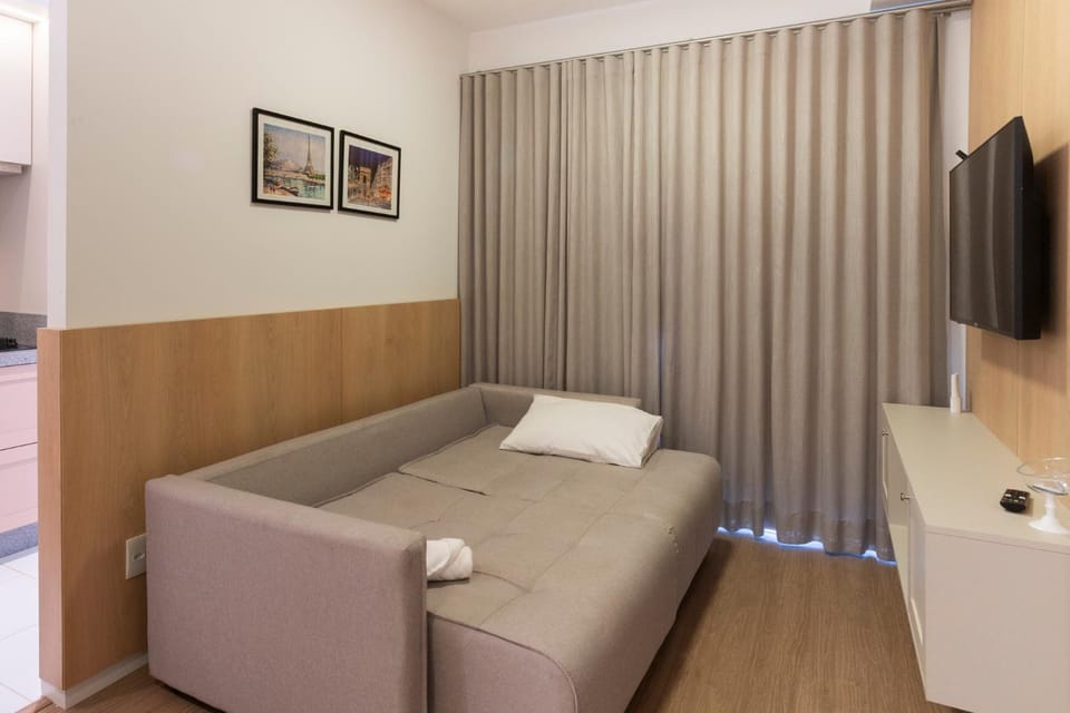 JH1201 Gleba With Balcony Fully Air Conditioned Apartment in Londrina
