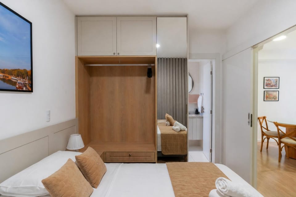 JH1201 Gleba With Balcony Fully Air Conditioned Apartment in Londrina