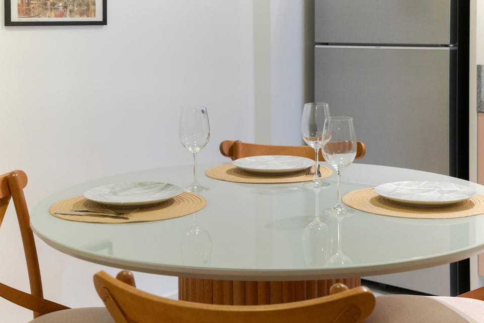 JH1201 Gleba With Balcony Fully Air Conditioned Apartment in Londrina