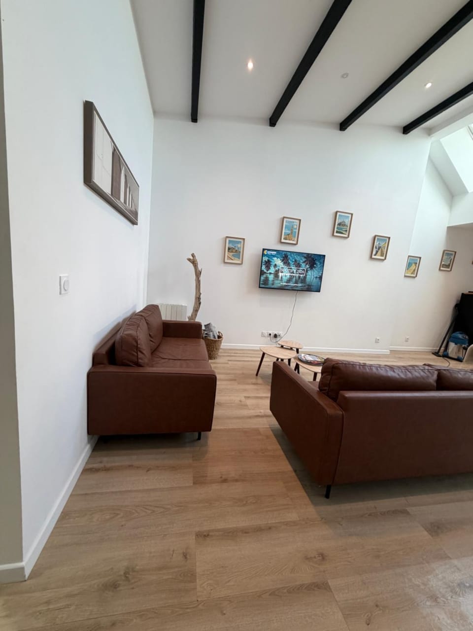 Communal lounge/ TV room, TV and multimedia