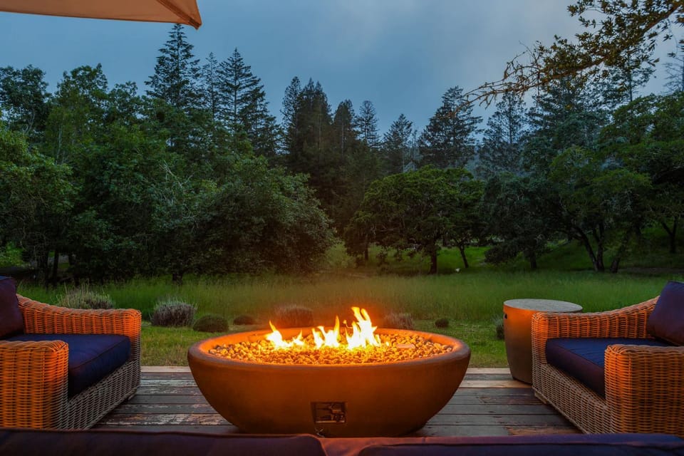 Kenwood Family Estate with Pool Gym Sports Courts & Wine Country Views House in Santa Rosa
