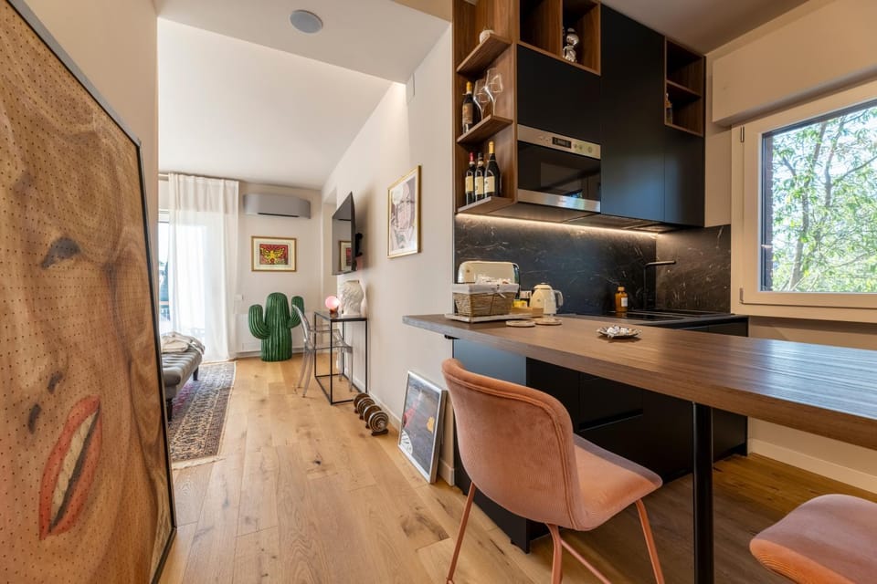 Kitchen or kitchenette, Photo of the whole room