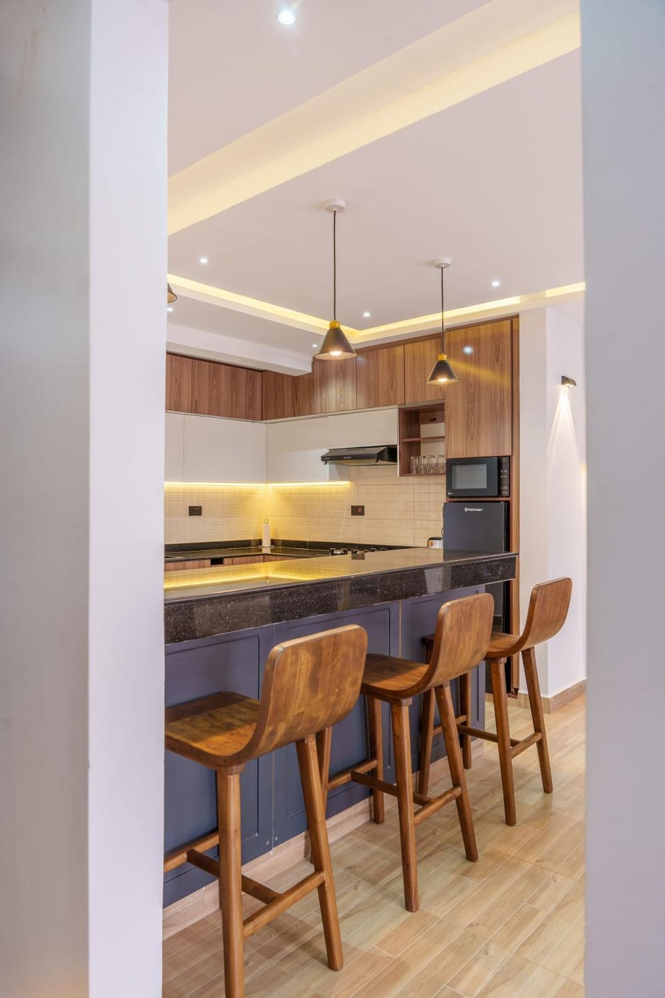Kitchen or kitchenette, Dining area, minibar, oven, stove, toaster
