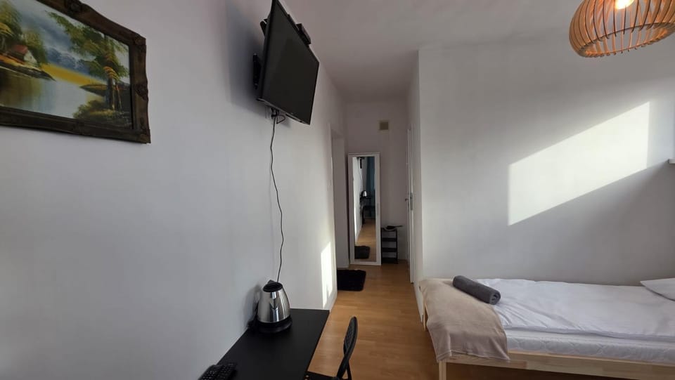 Pokoje Noclegi Pod Skrzydłami Bed and Breakfast in Poland