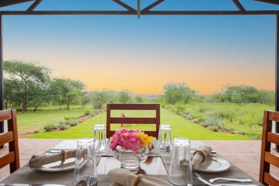 OFF-GRID MT KILIMANJARO Family Retreat NAMANGA By ORAK House in Kenya