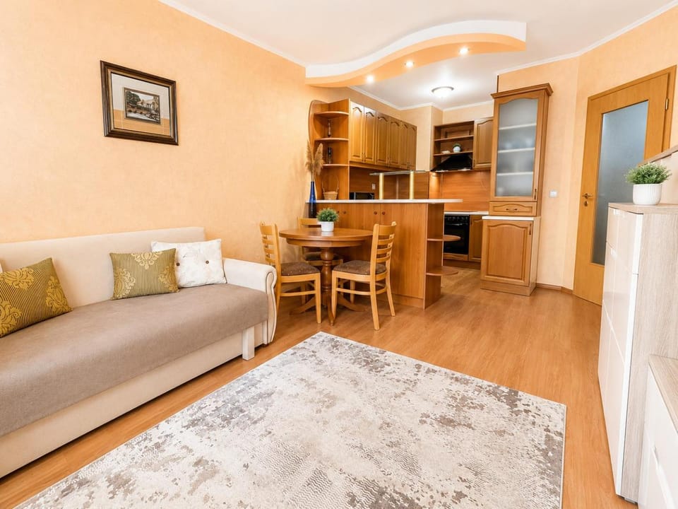 Kitchen or kitchenette, Living room, Seating area, Dining area, pet friendly, stove