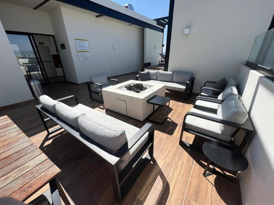 View (from property/room), Balcony/Terrace, Balcony/Terrace, Living room, Seating area