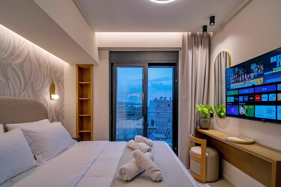 TV and multimedia, View (from property/room), Balcony/Terrace, Photo of the whole room, Bedroom, towels