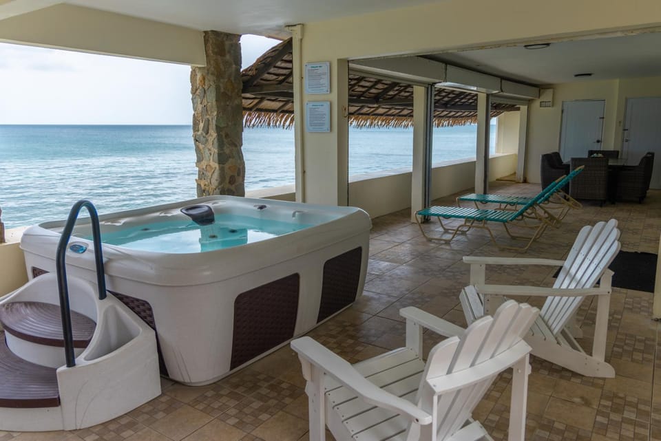 Hot Tub, Balcony/Terrace, Sea view