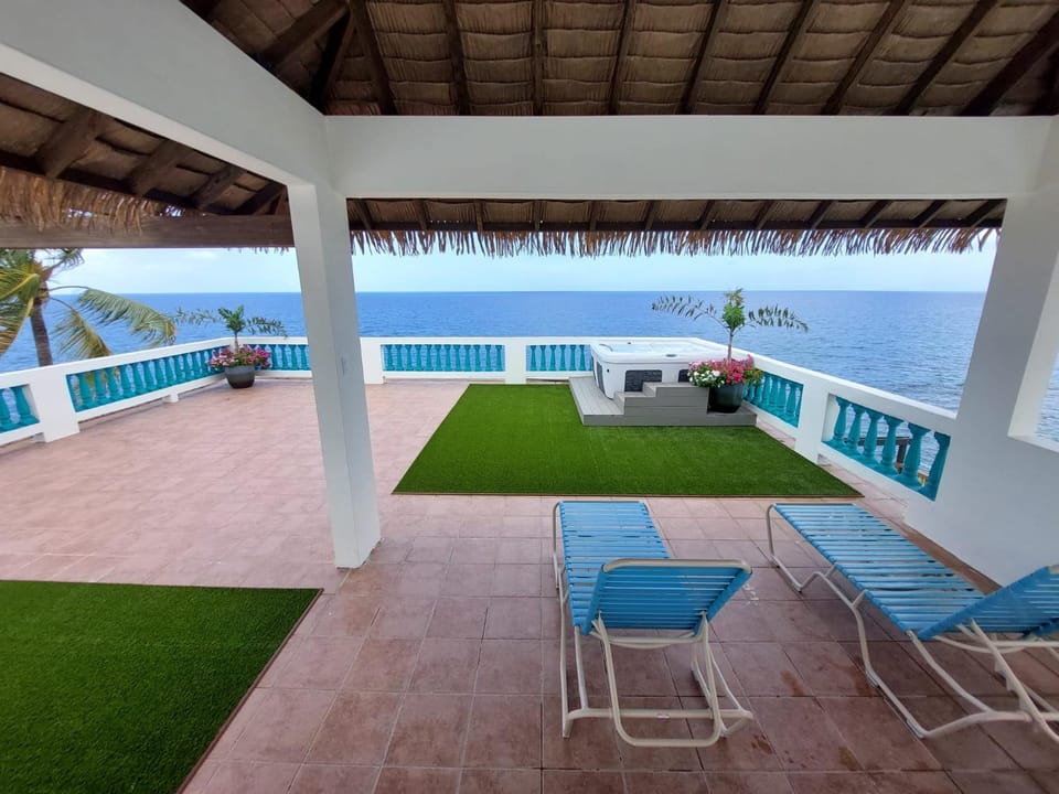 Hot Tub, Balcony/Terrace, Sea view, sunbed