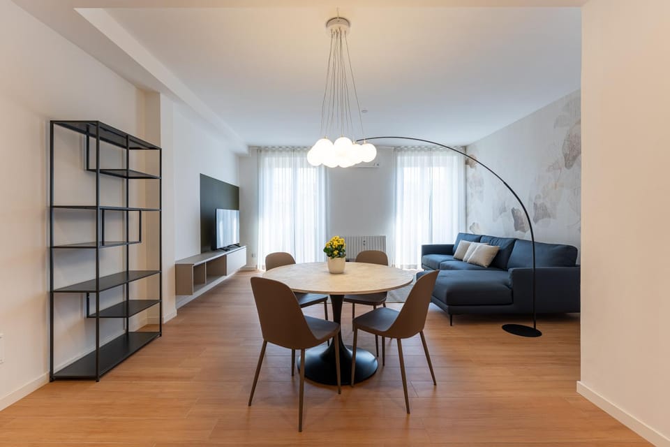 TV and multimedia, Living room, Dining area