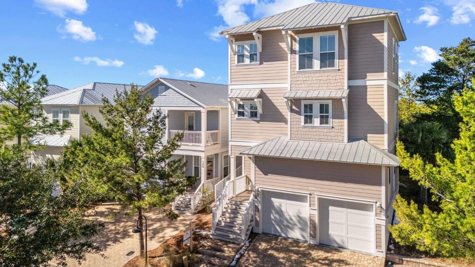 Casa De La Sea House in South Walton County