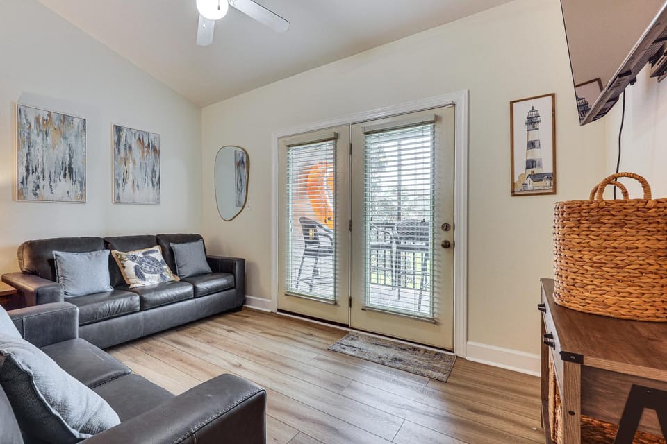 Pool Access! Recently Updated Coastal Retreat House in Foley