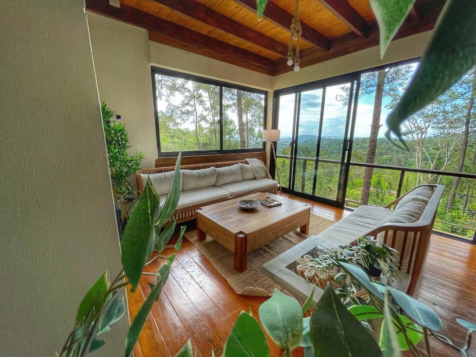 Escpate al Bosque Villa Completa Piscina BBQ Hasta 12 Huspedes Villa in La Vega Province