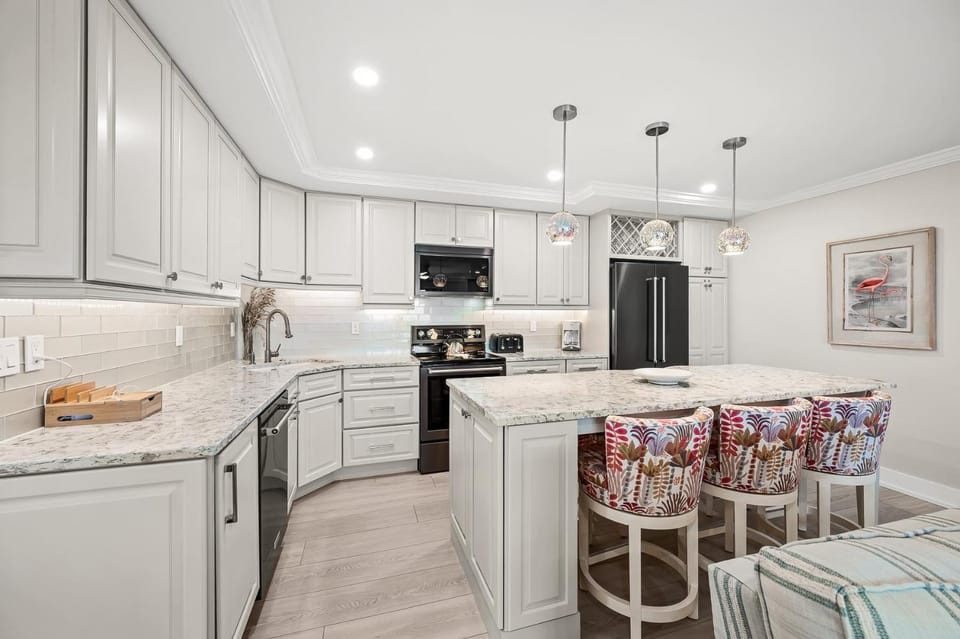 #1111 Sanibel Moorings Gulf Front House in Sanibel Island